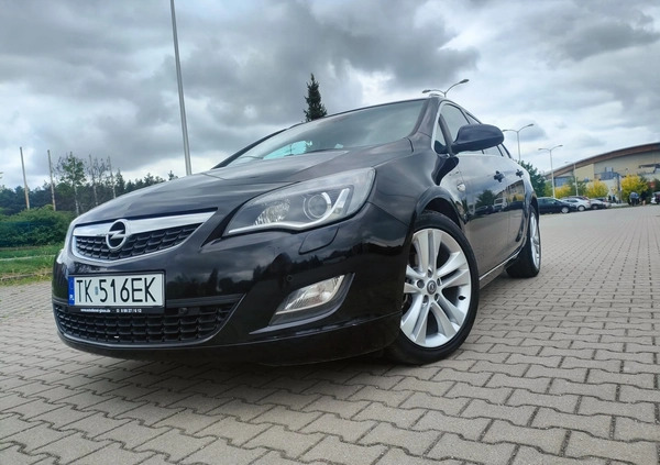 Opel Astra cena 22600 przebieg: 182000, rok produkcji 2011 z Kielce małe 29